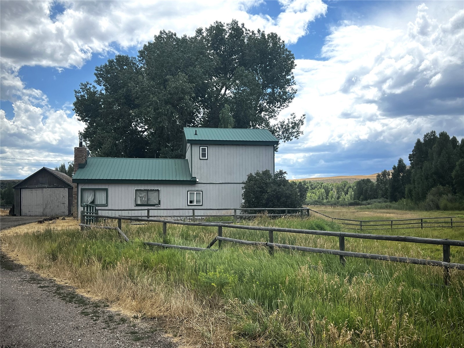 2705 Highway 40 Property Photo 17