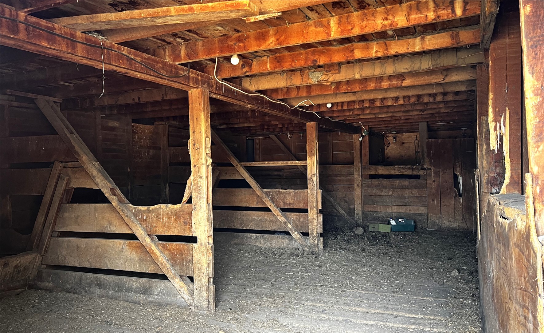 2705 Highway 40 Property Photo 26