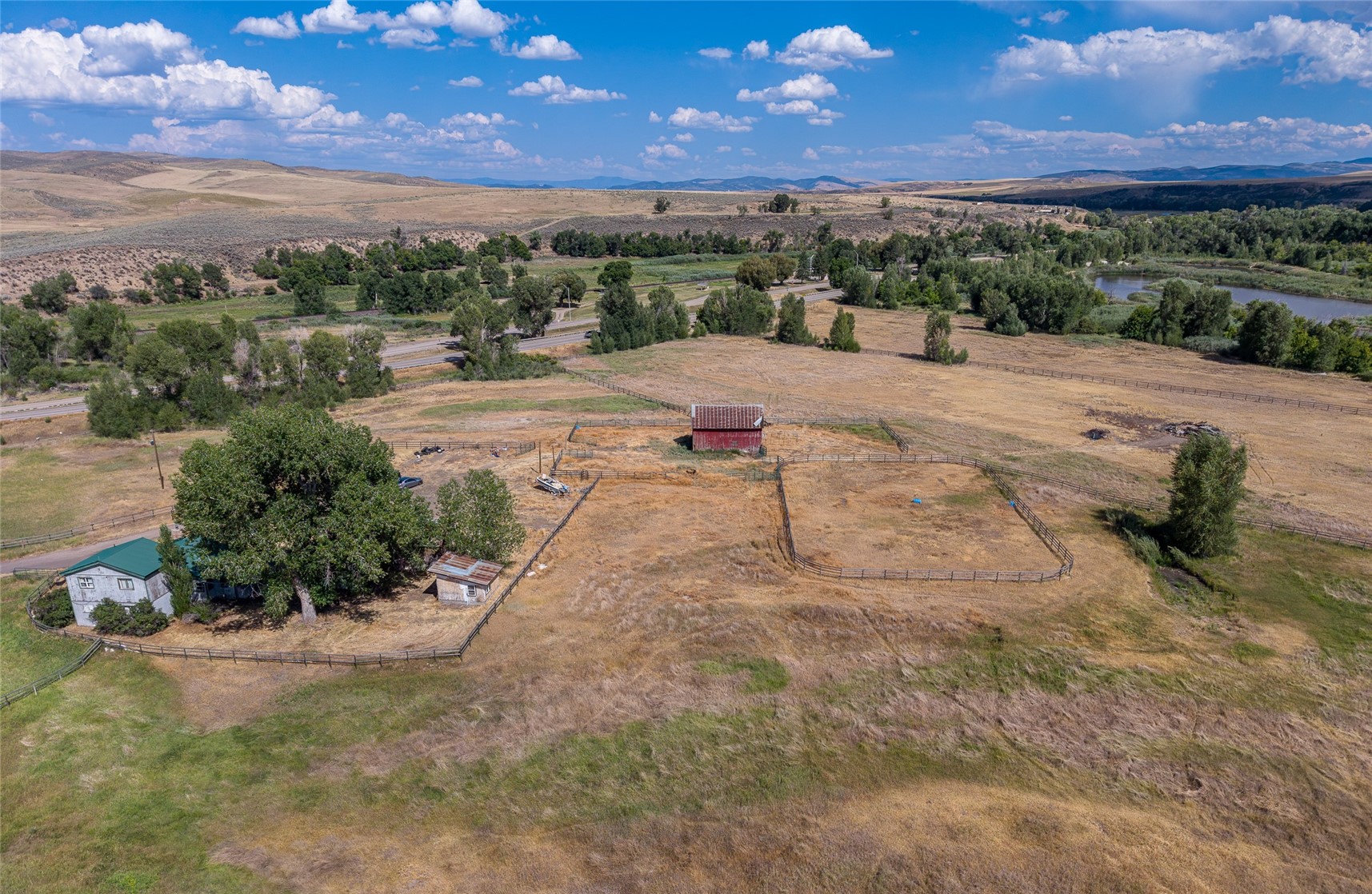 2705 Highway 40 Property Photo 32