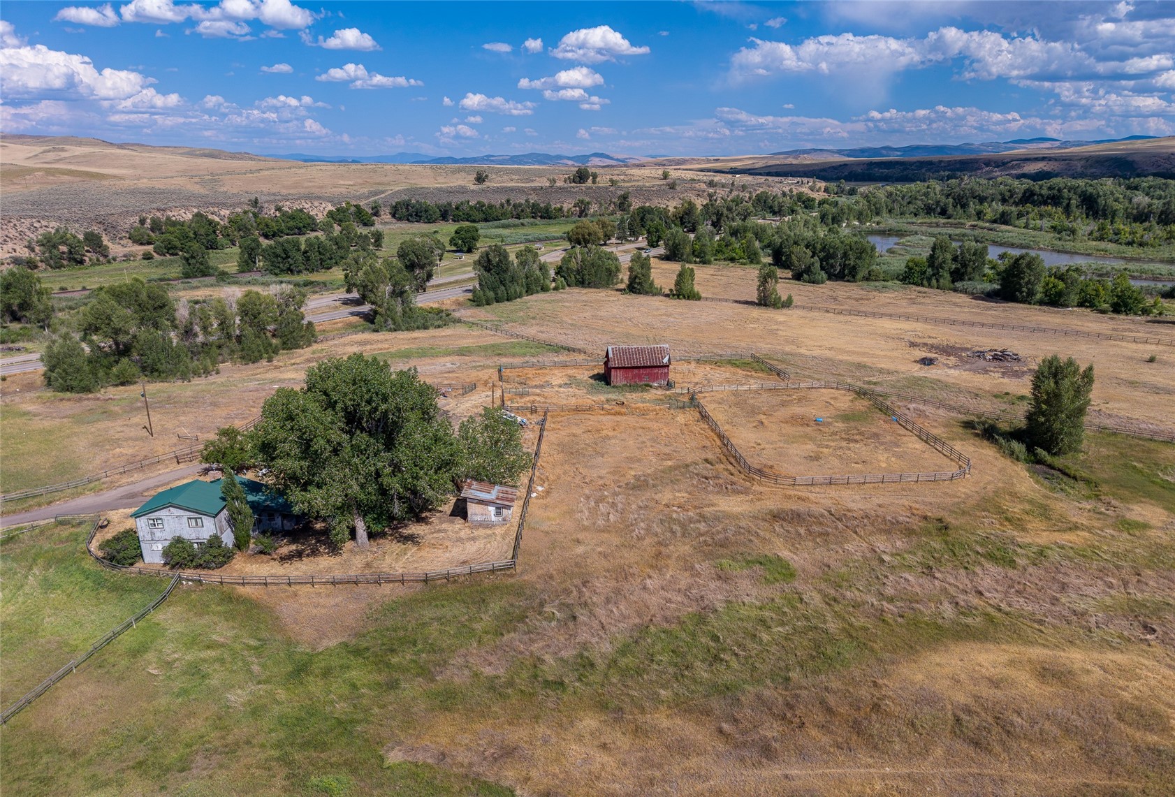 2705 Highway 40 Property Photo 33