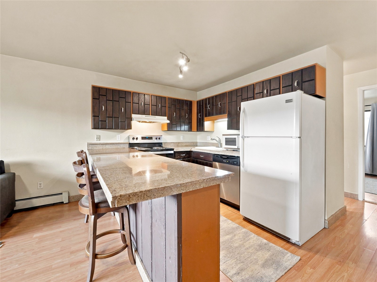833 Straight Creek Drive 202 Property Photo 6