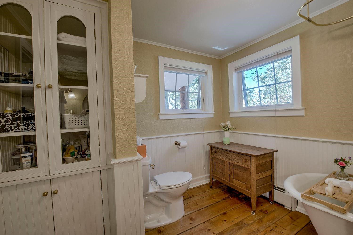 601 Bogue Street Property Photo 26