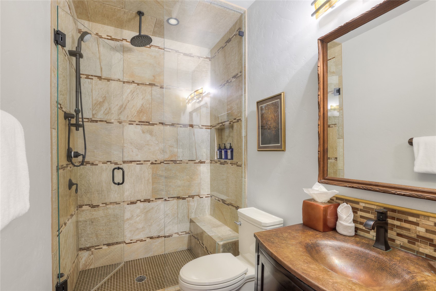 19 Peak Eight Court Property Photo 32