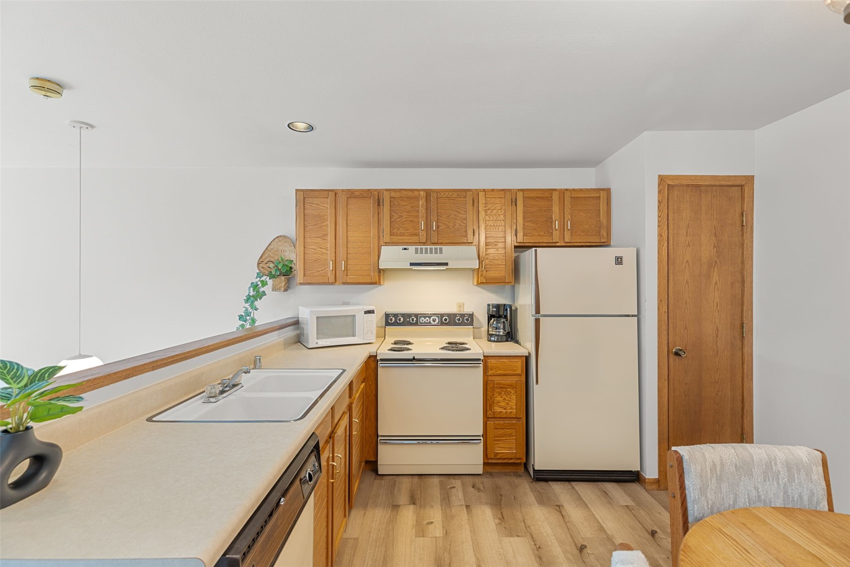 10000 Ryan Gulch Road G106 Property Photo 14