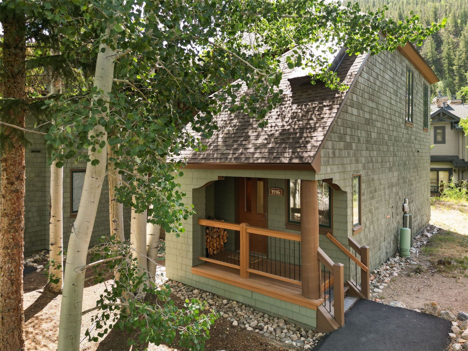 402 Wild Irishman Road 1916 Property Photo 4