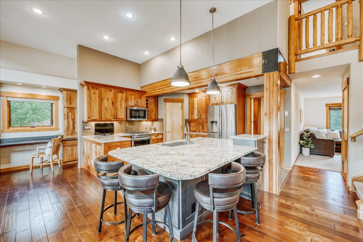 27 Montane Court Property Photo 2