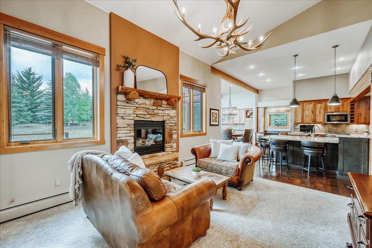 27 Montane Court Property Photo 6