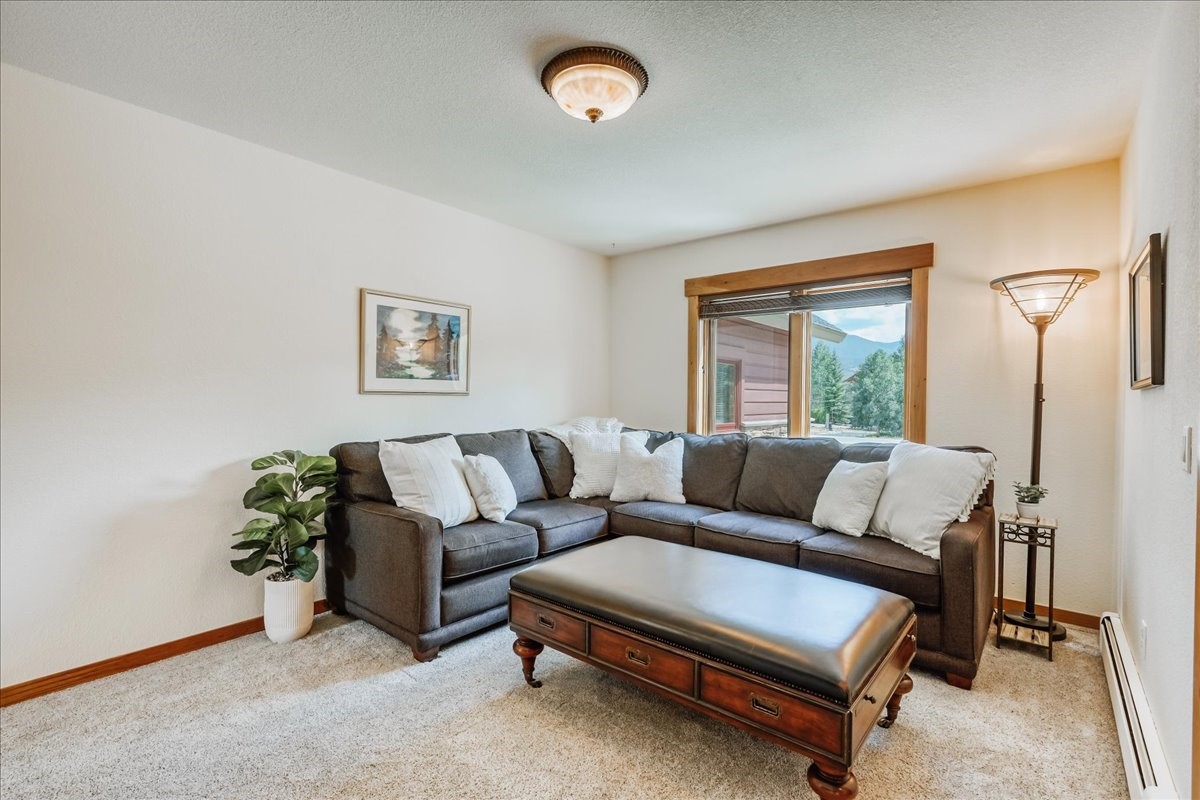 27 Montane Court Property Photo 8