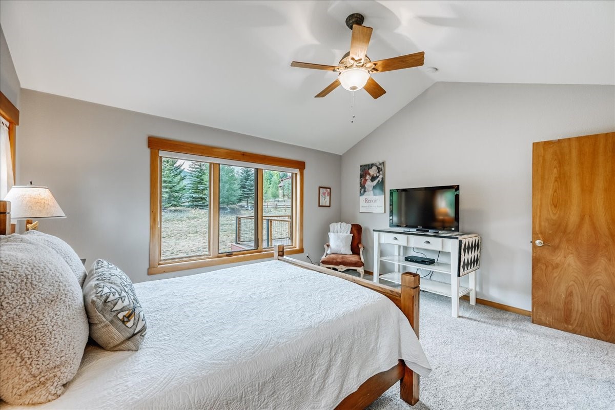 27 Montane Court Property Photo 13
