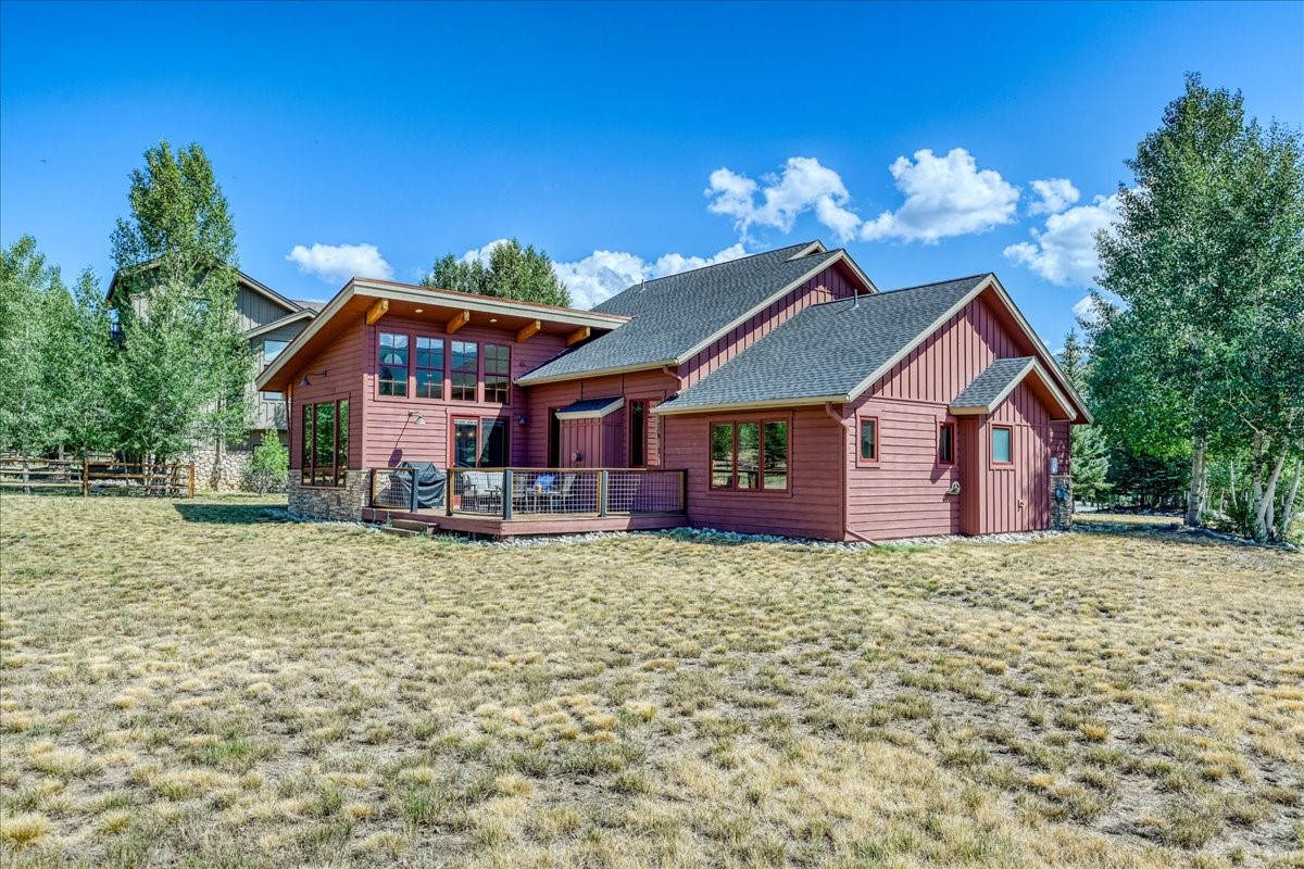 27 Montane Court Property Photo 38