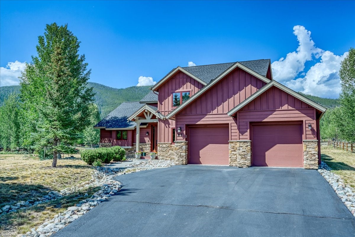 27 Montane Court Property Photo 45
