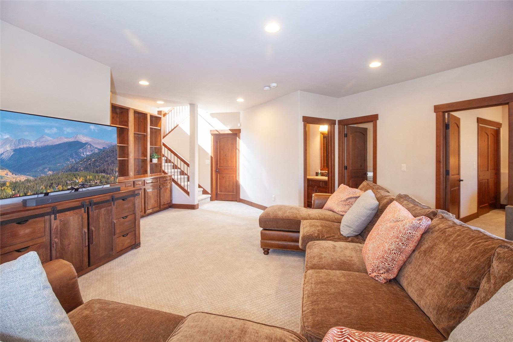 84 Snow Peak Court Property Photo 31
