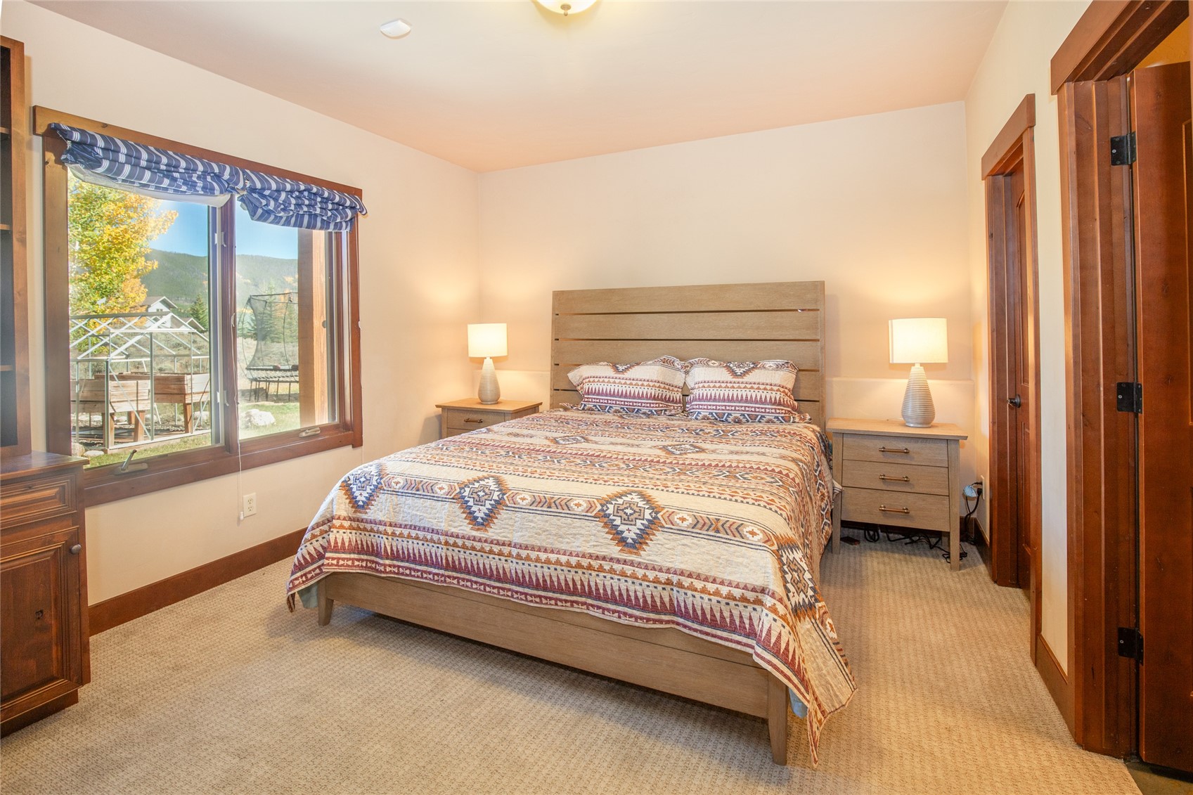 84 Snow Peak Court Property Photo 33