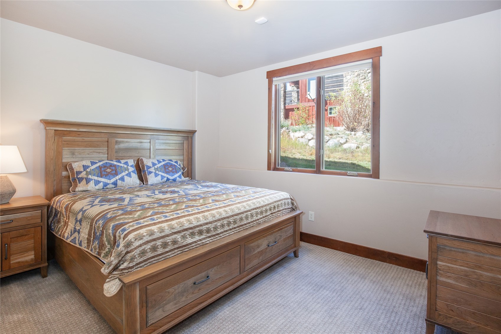 84 Snow Peak Court Property Photo 37