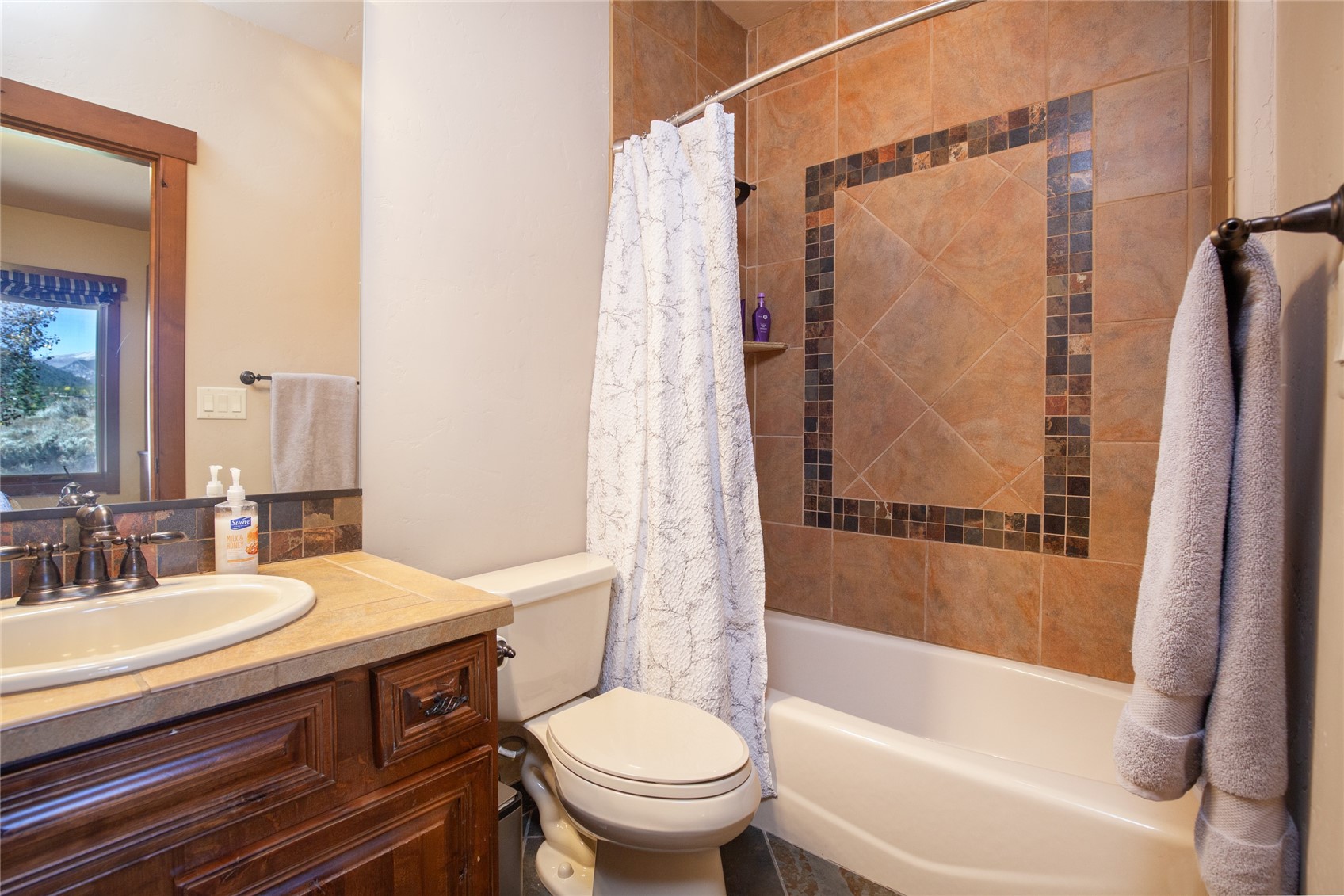 84 Snow Peak Court Property Photo 38