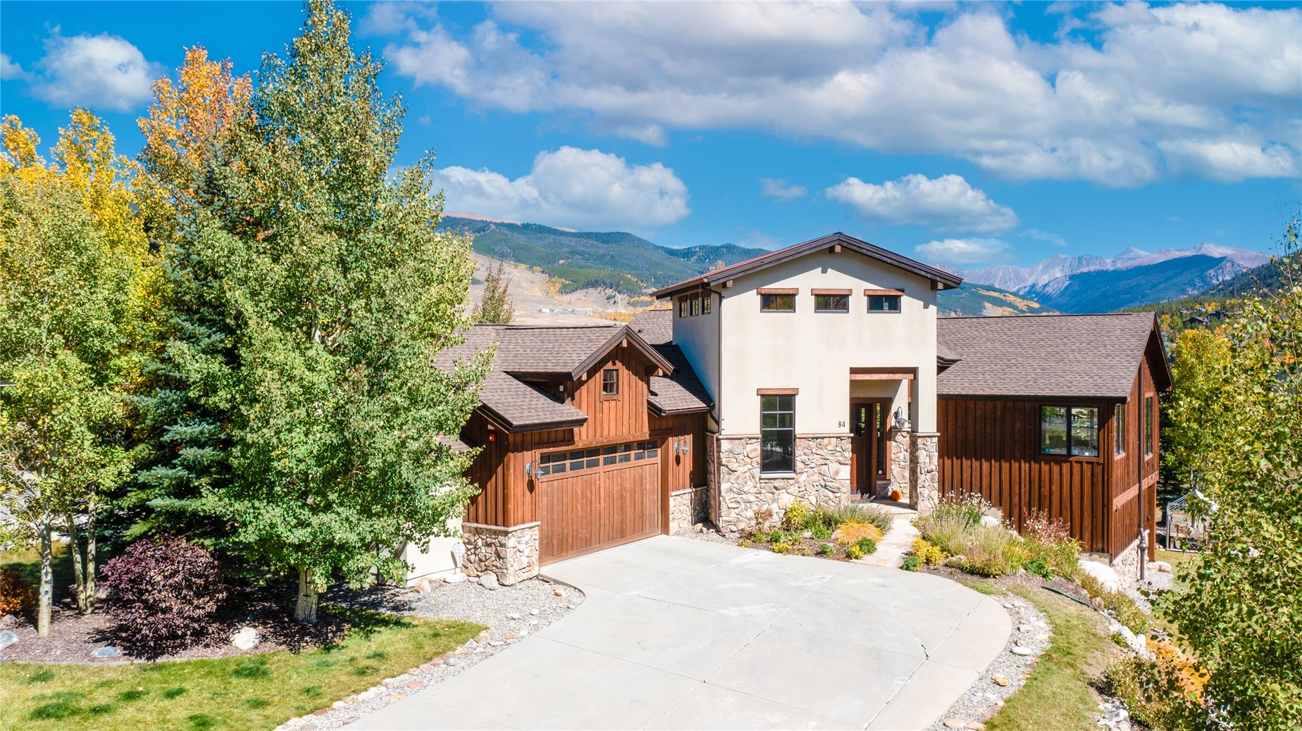 84 Snow Peak Court Property Photo 40
