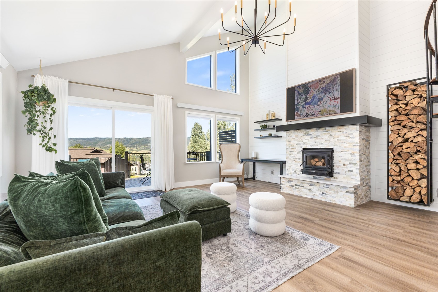 2677 Alpenglow Way Property Photo 11