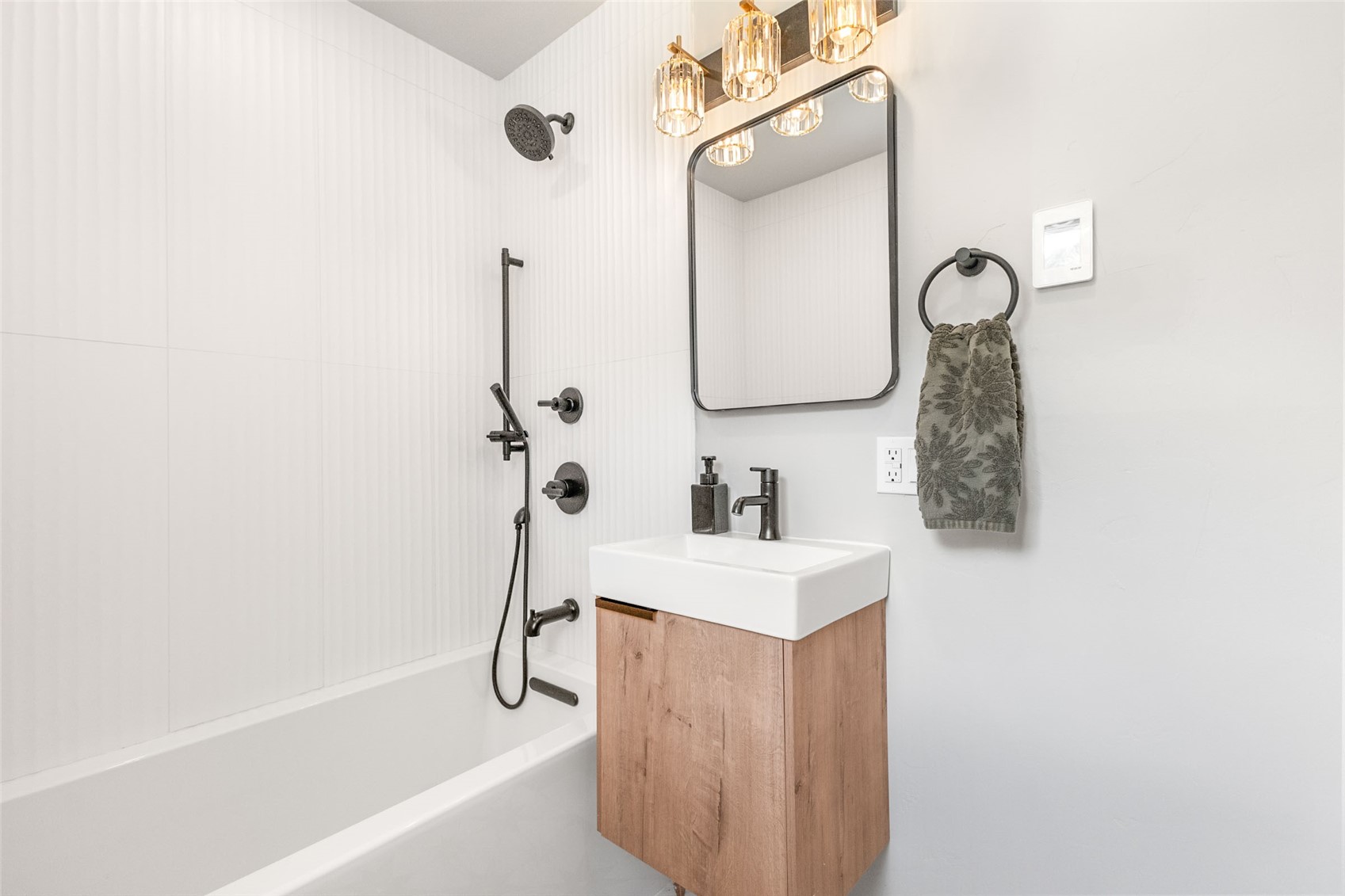 2677 Alpenglow Way Property Photo 25