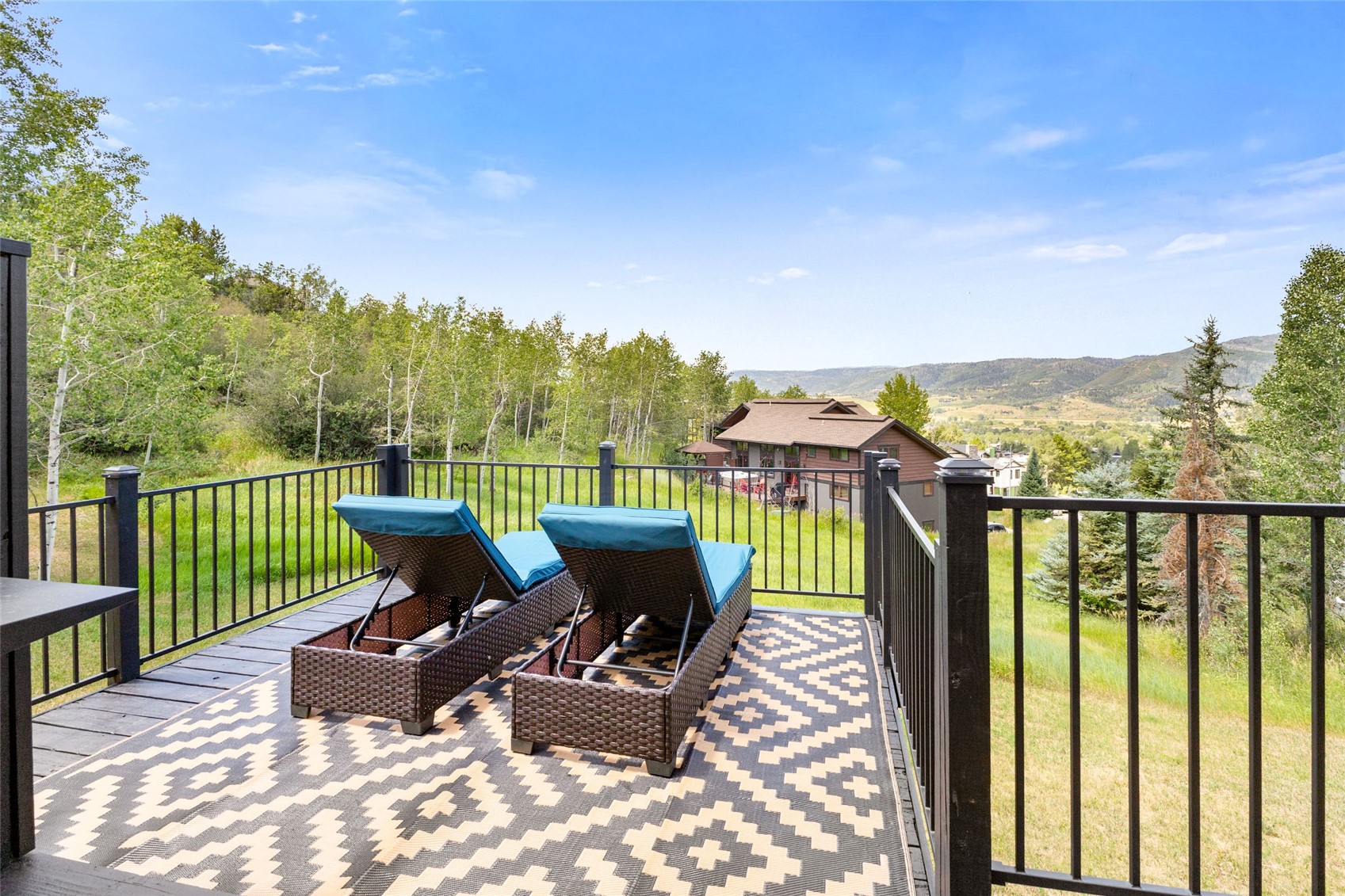 2677 Alpenglow Way Property Photo 33