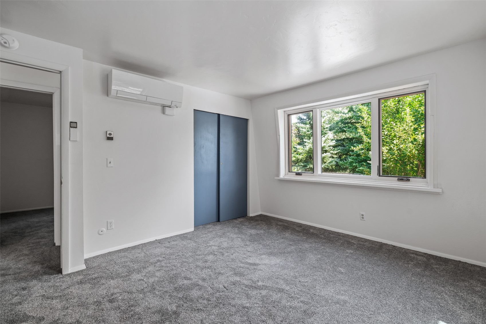 29 Valverdant Circle Property Photo 12