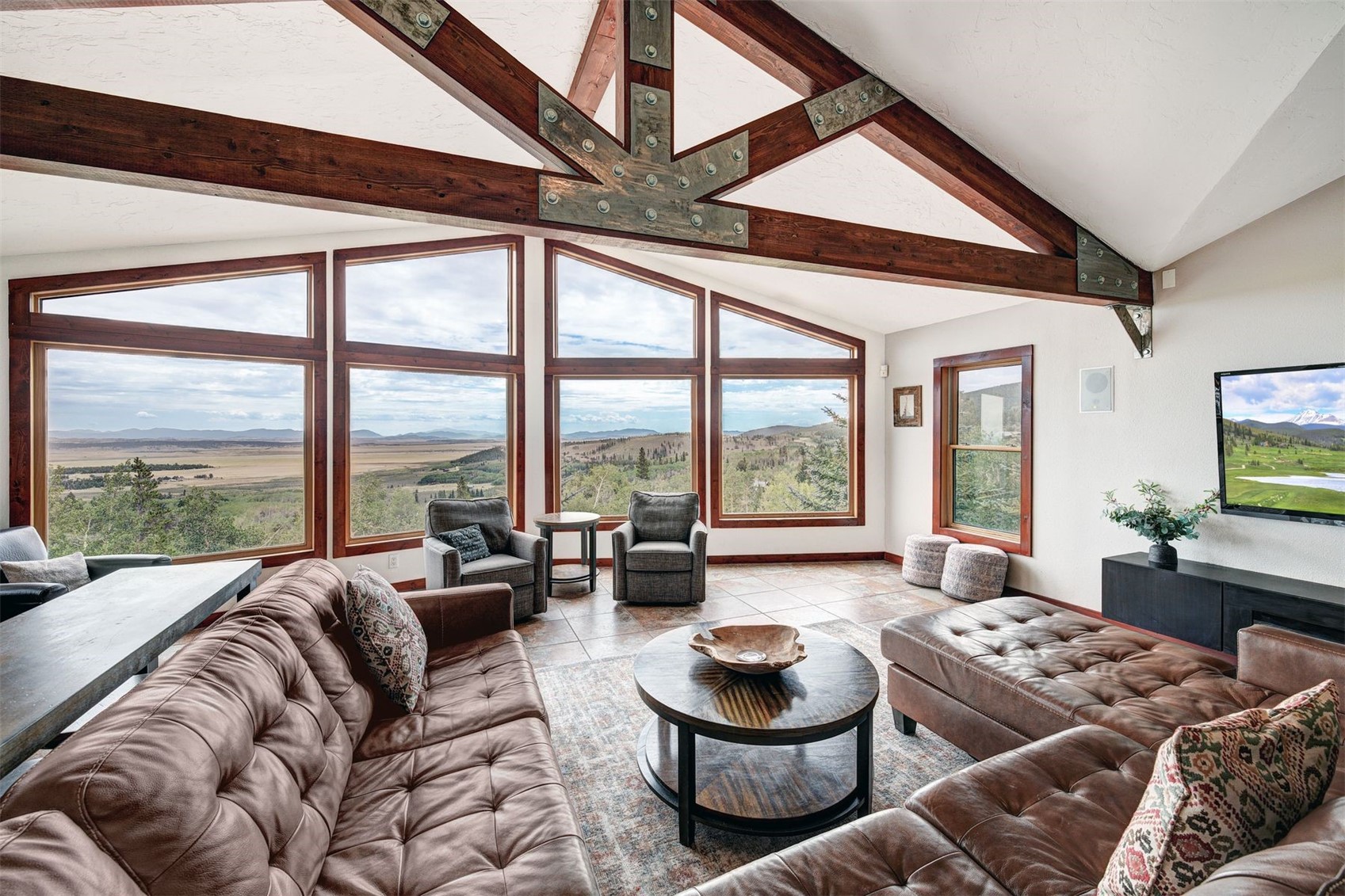 651 Lamb Mountain Road Property Photo 3