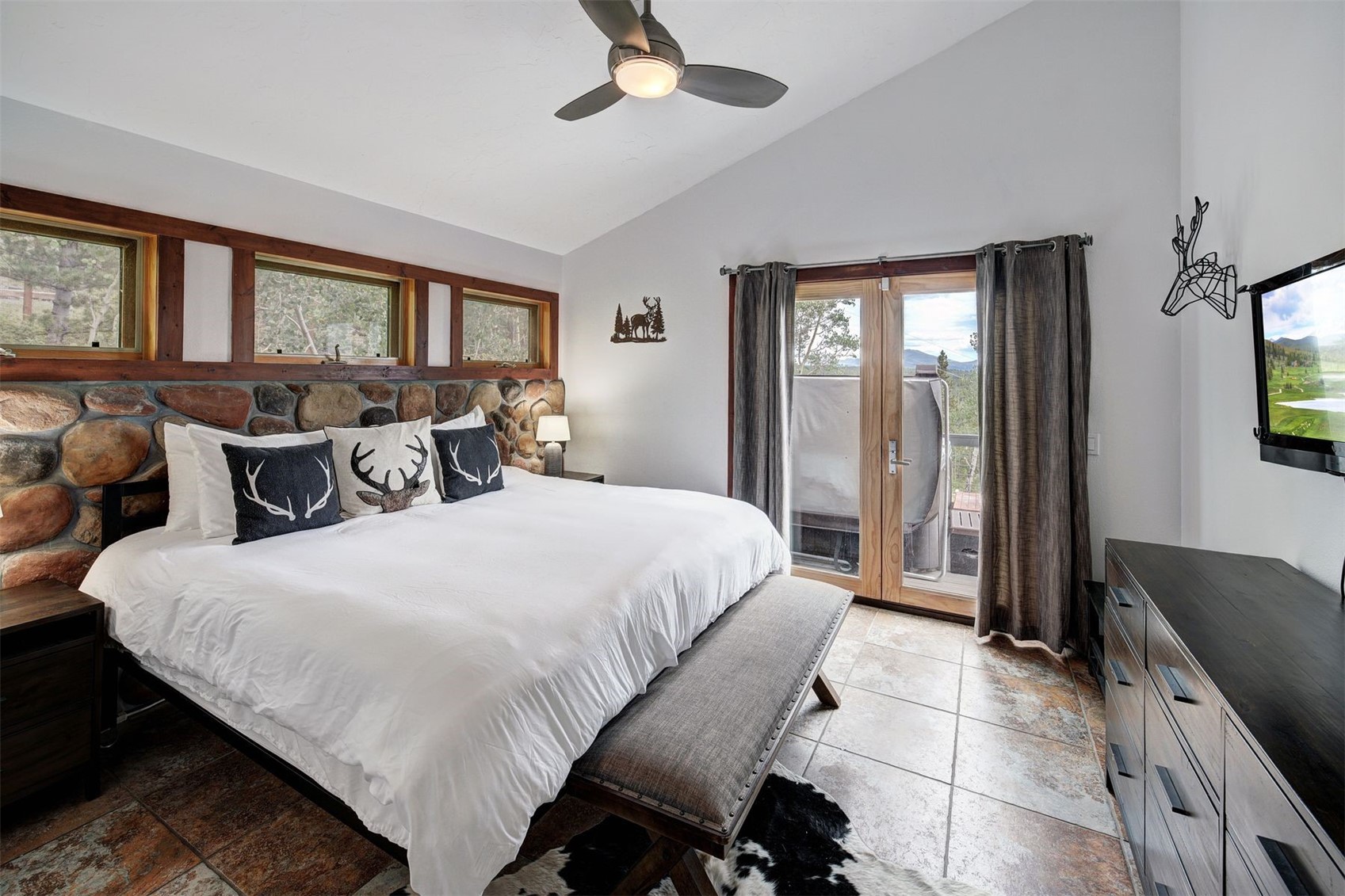 651 Lamb Mountain Road Property Photo 10