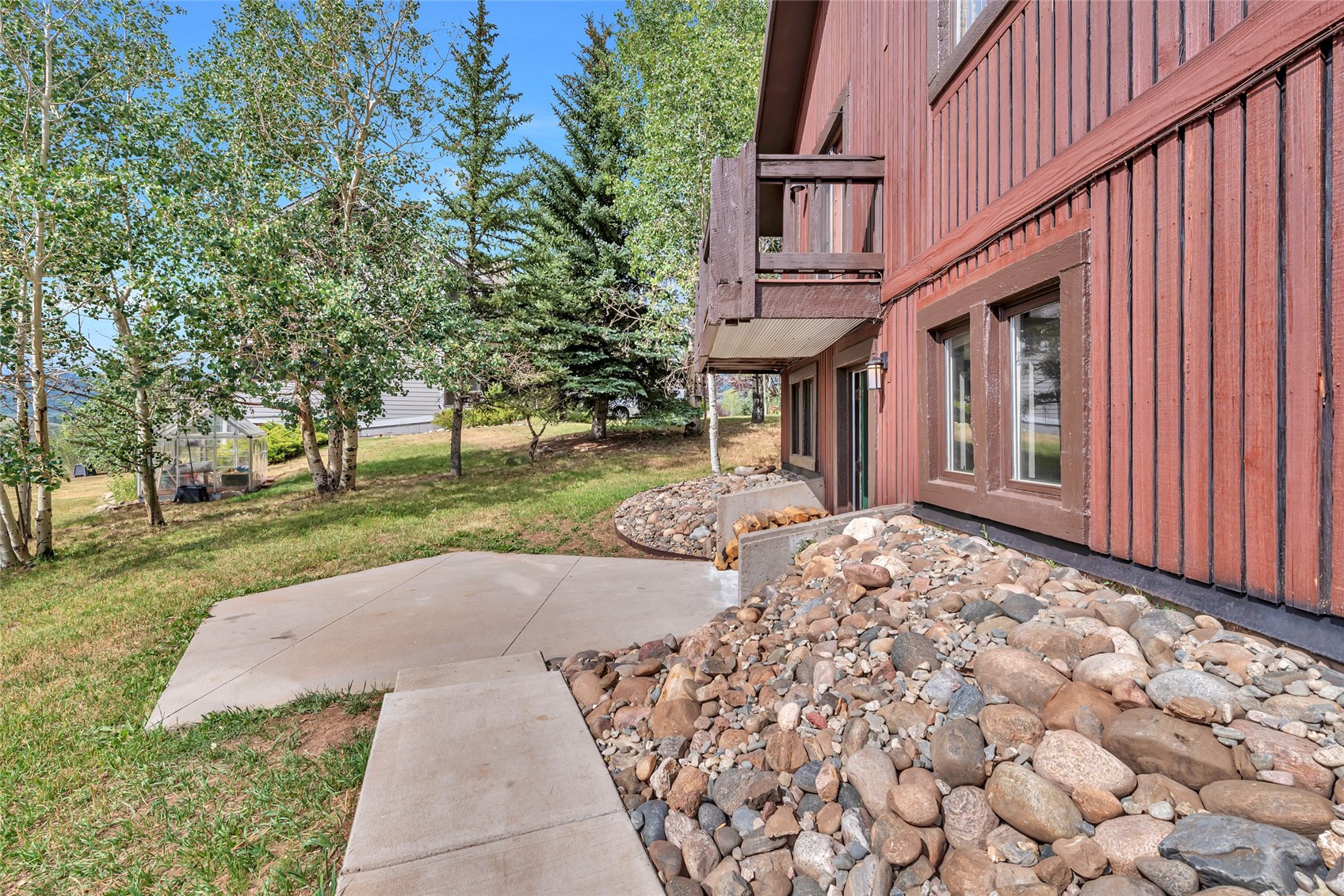 494 Tamarack Drive Property Photo 11