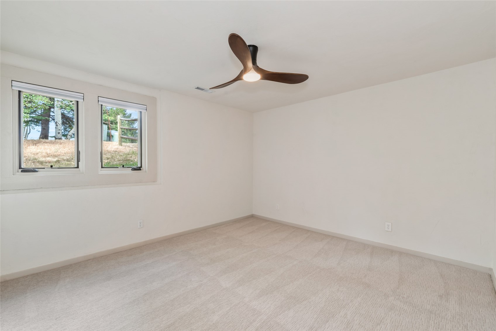 494 Tamarack Drive Property Photo 30