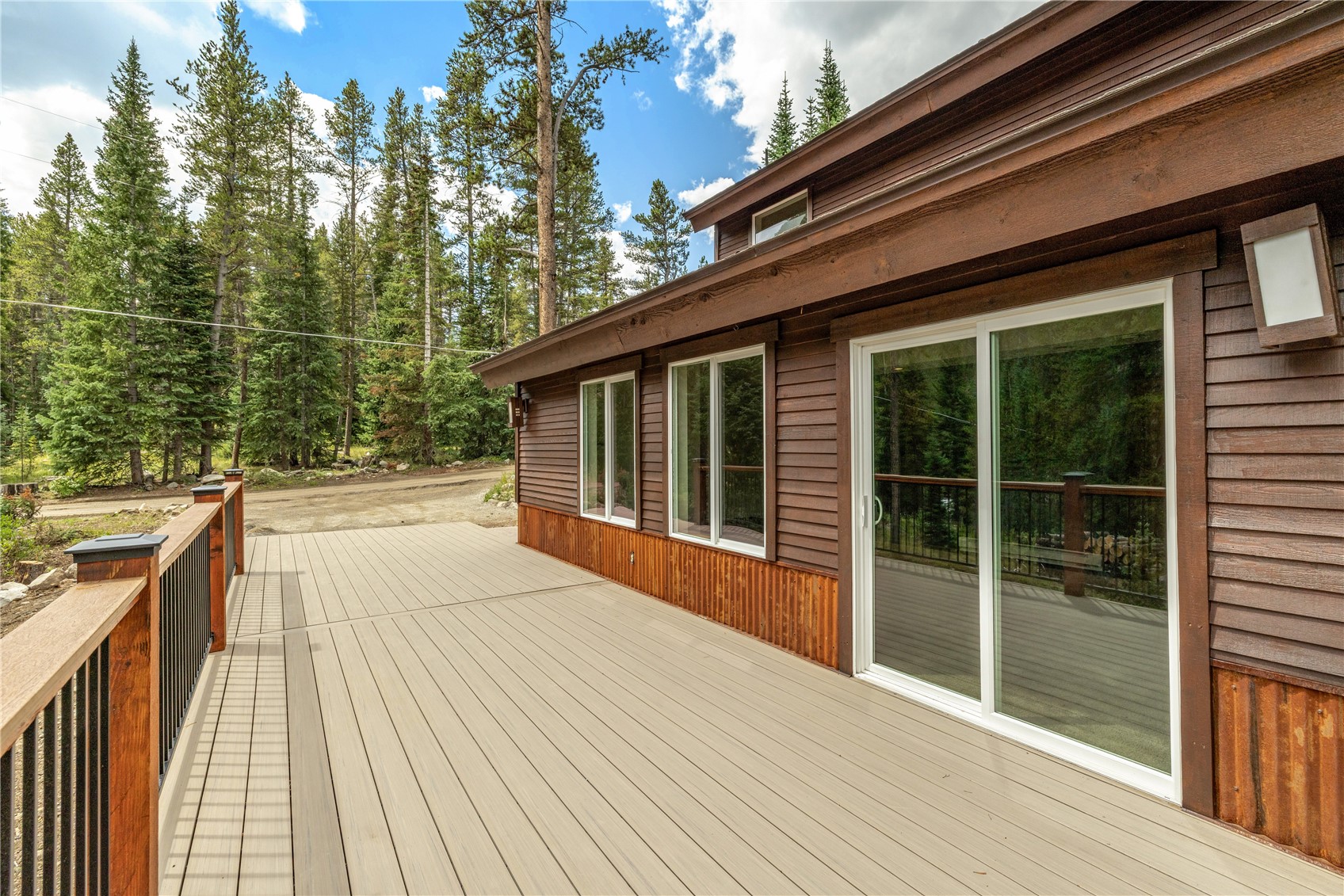 17 Blue Grouse Trail Property Photo 8