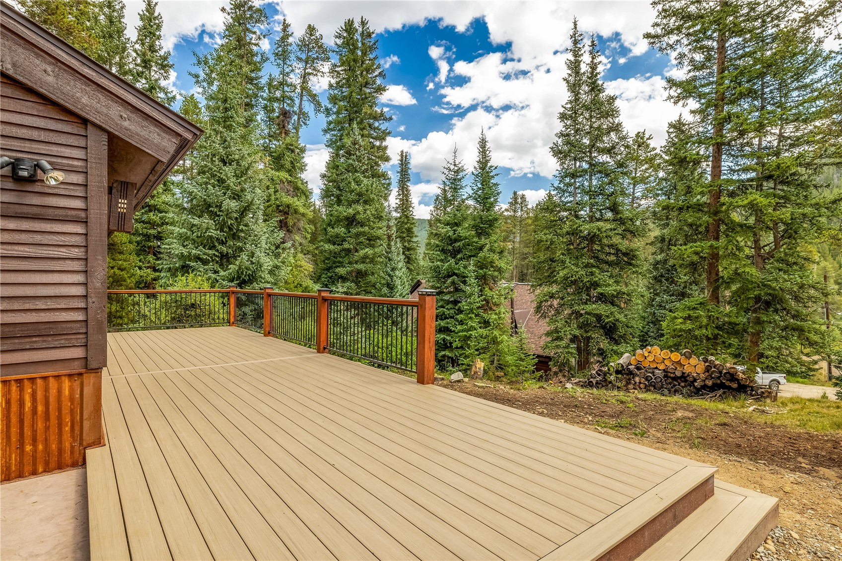 17 Blue Grouse Trail Property Photo 32