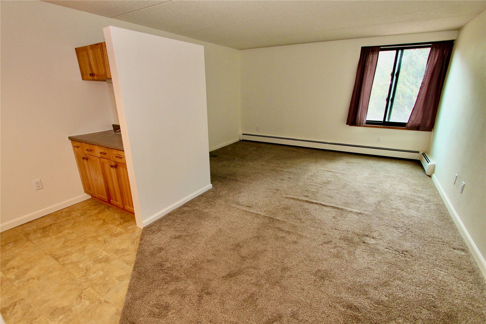 189 Ten Mile Circle 254 Property Photo 6
