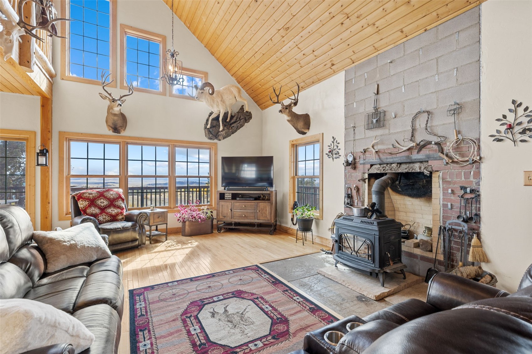 76 No Place Road Property Photo 8