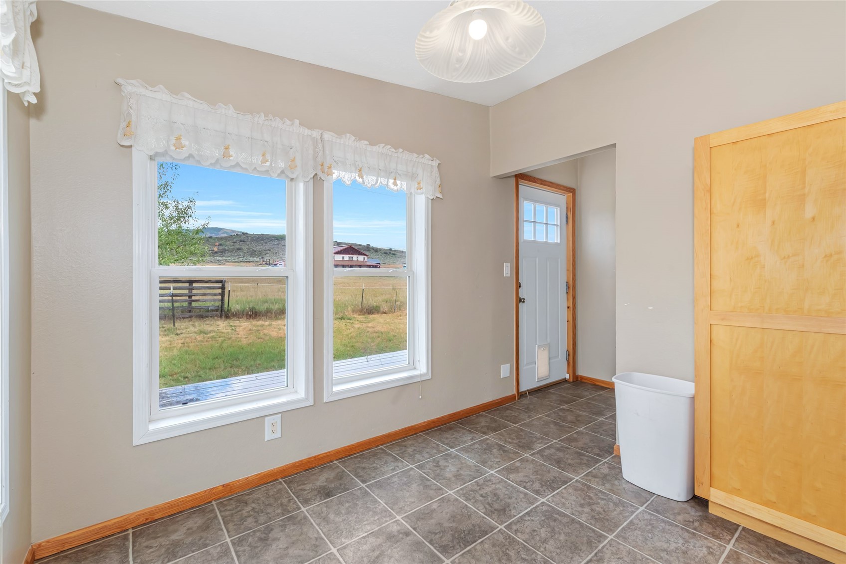 21765 4th Avenue Property Photo 17