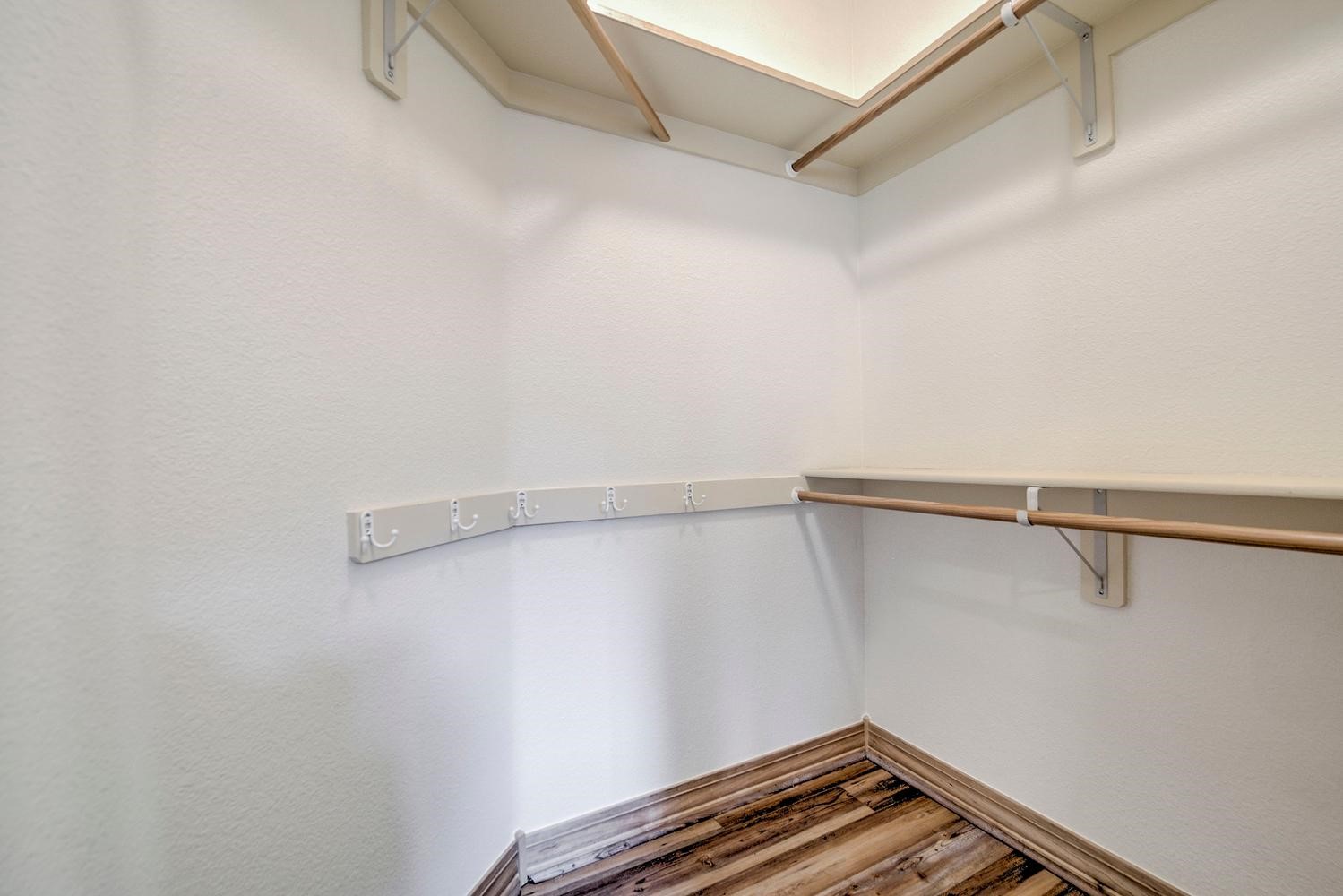1817 Stellar Drive 1817 Property Photo 28