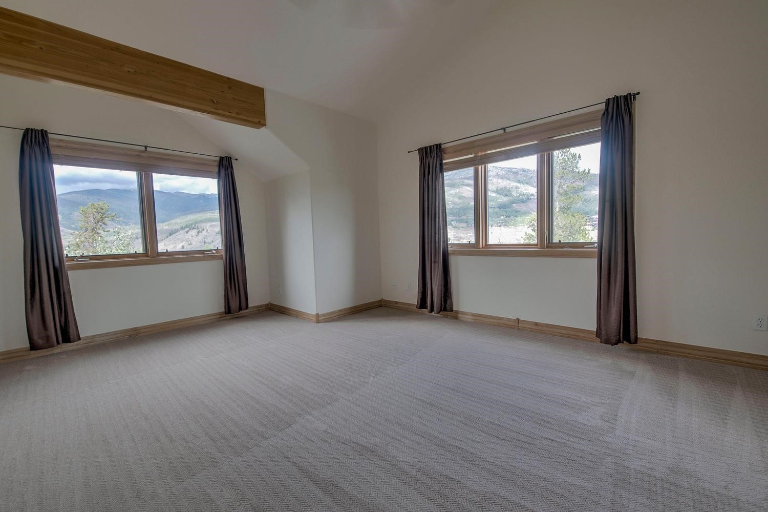 1817 Stellar Drive 1817 Property Photo 32