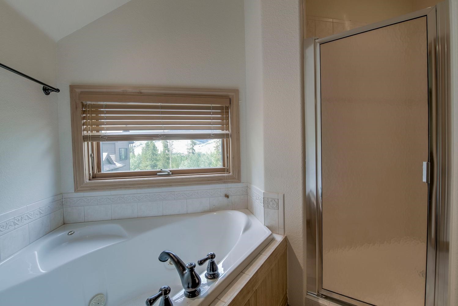 1817 Stellar Drive 1817 Property Photo 38