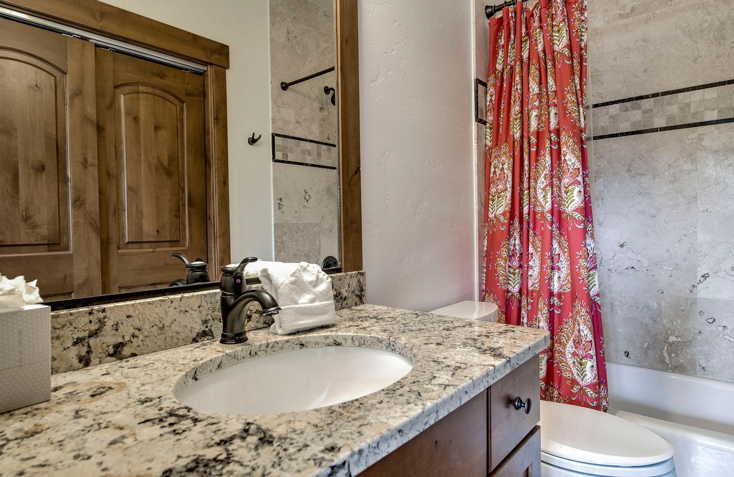 213 Frisco Street C Property Photo 31