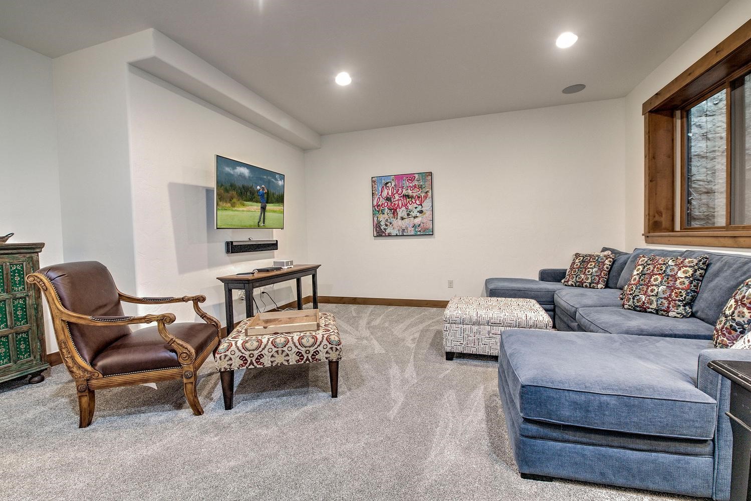 213 Frisco Street C Property Photo 33