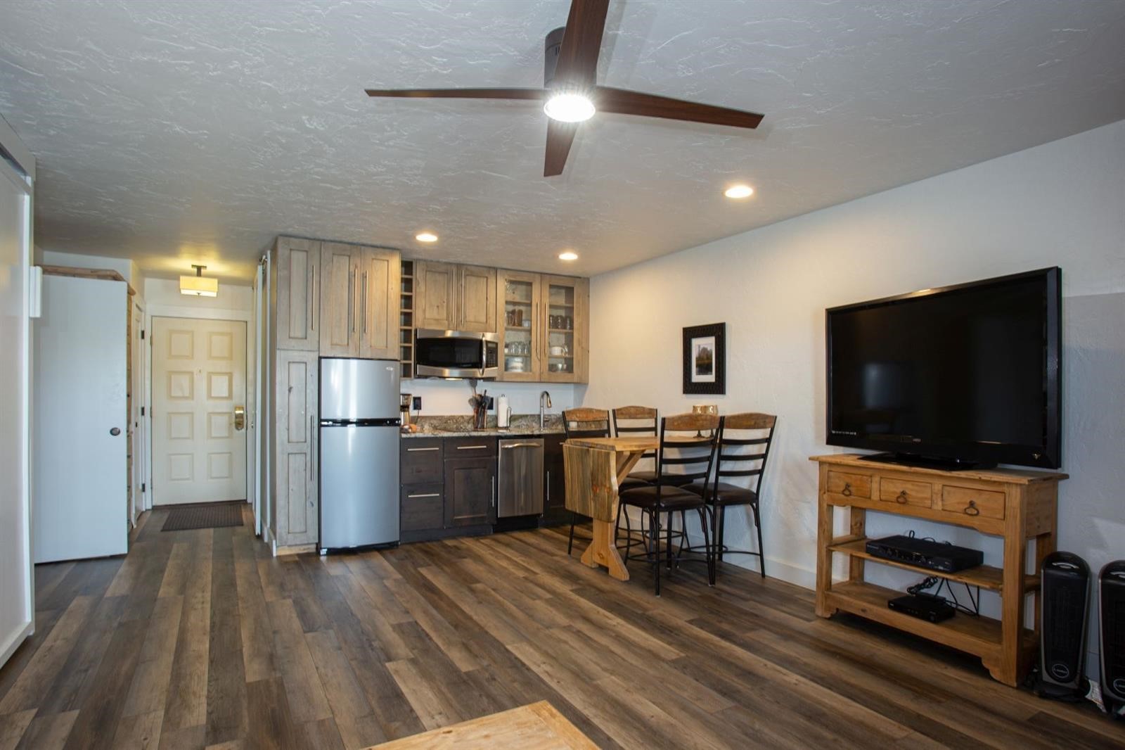 62927 Us Highway 40 439 Property Photo 2