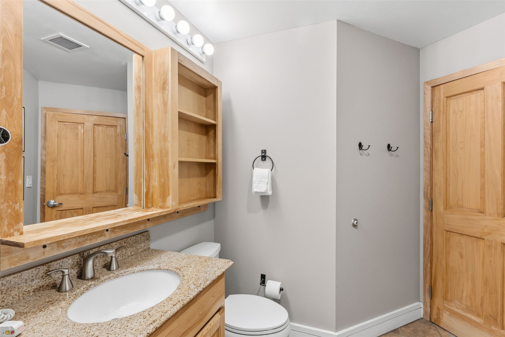 140 Ida Belle Drive 8266 Property Photo 10