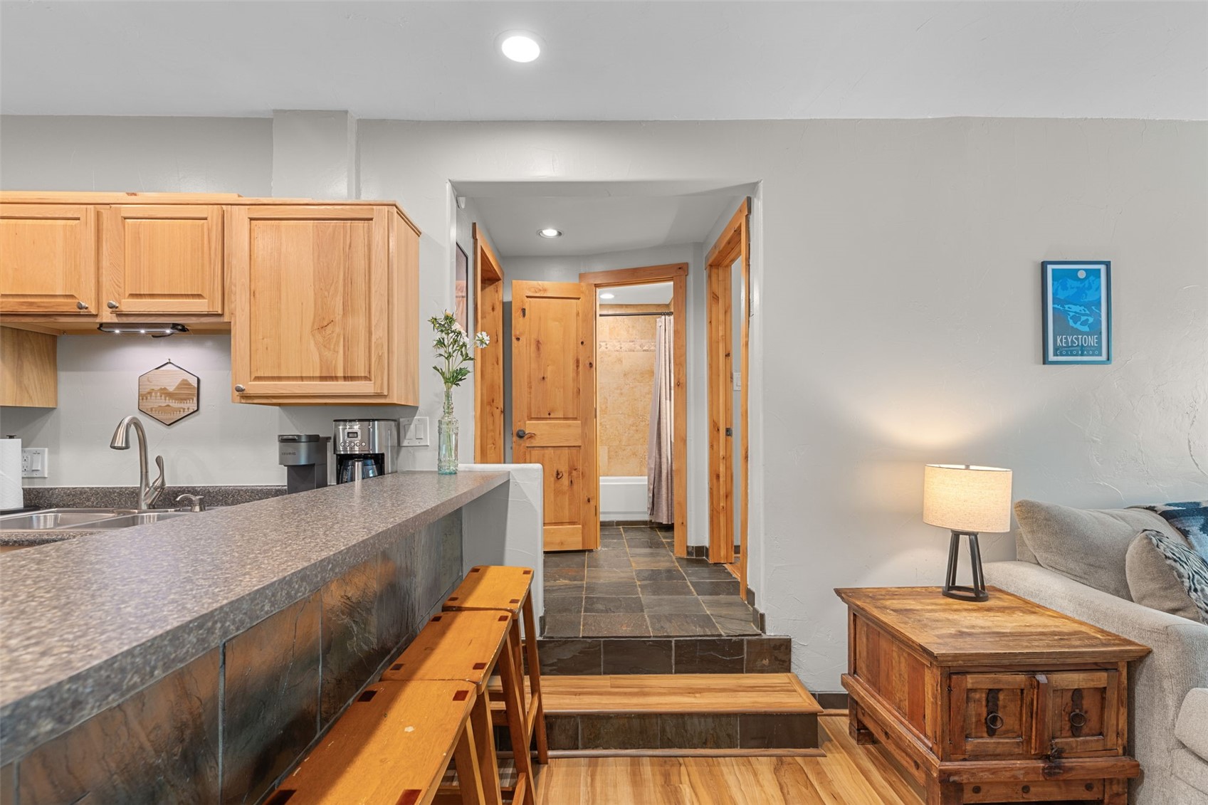 216 Pitkin Street 14 Property Photo 12