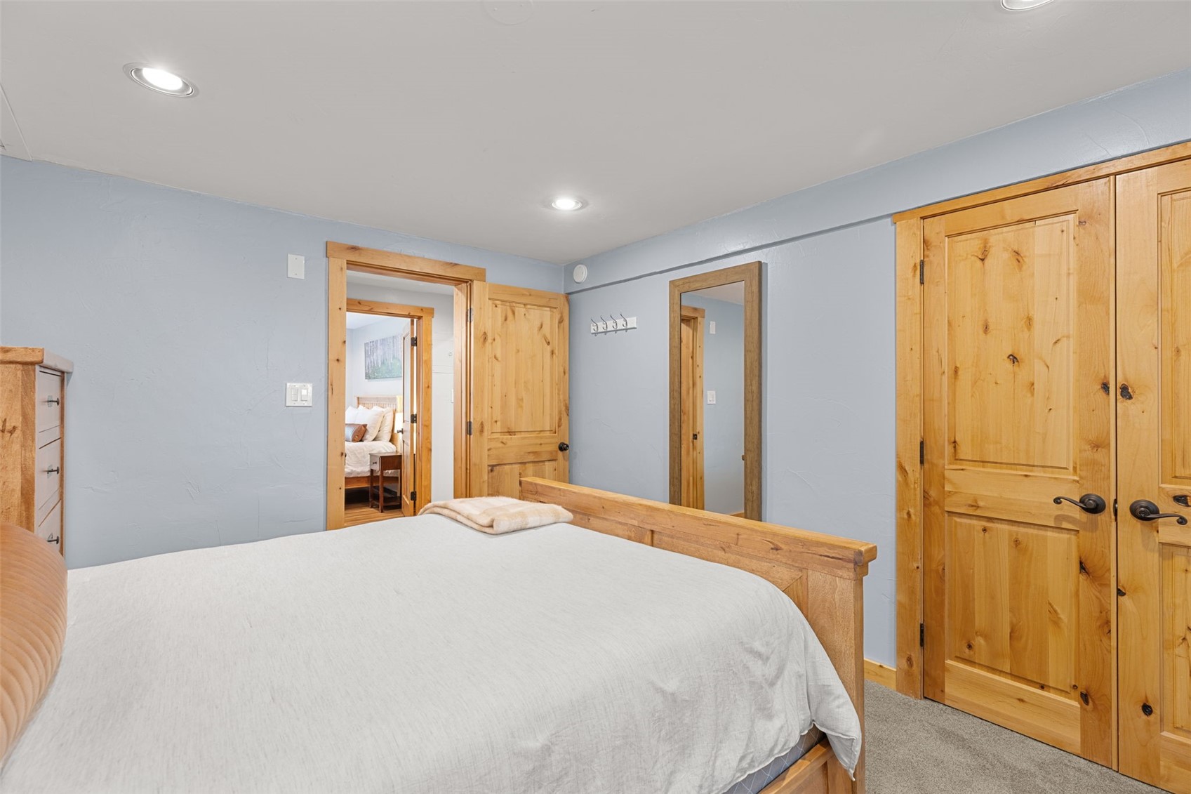 216 Pitkin Street 14 Property Photo 16