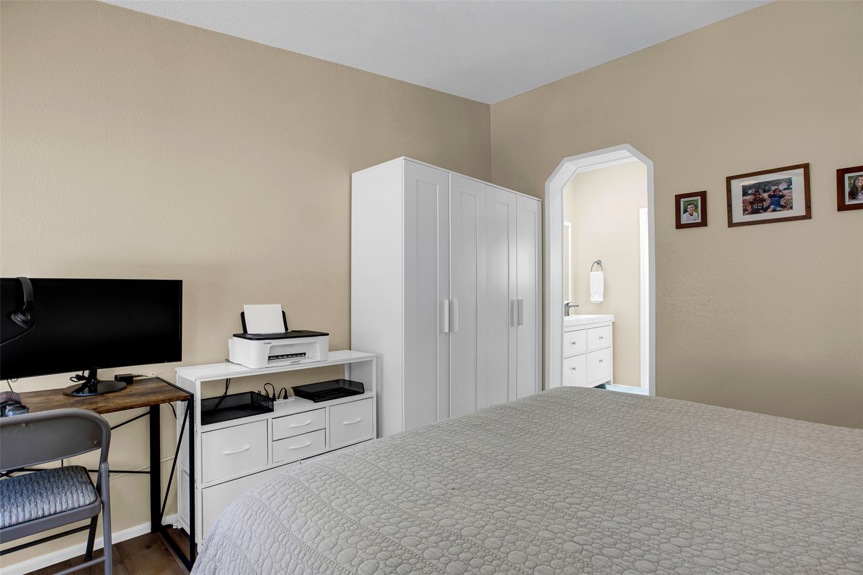 803 Bonell Drive Property Photo 28