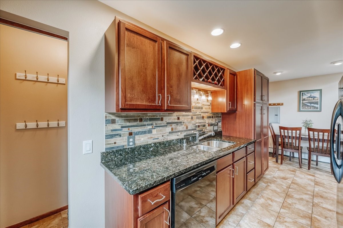 3710 Ryan Gulch Road 375 Property Photo 12