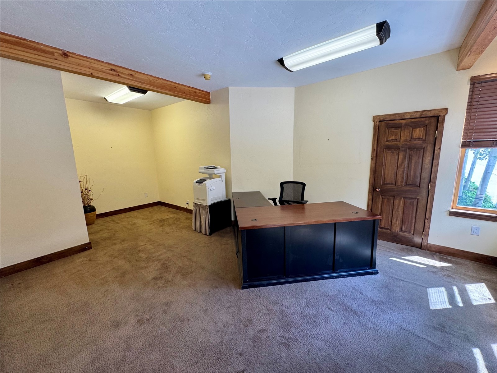 160 E Adams Avenue B1 Property Photo 6