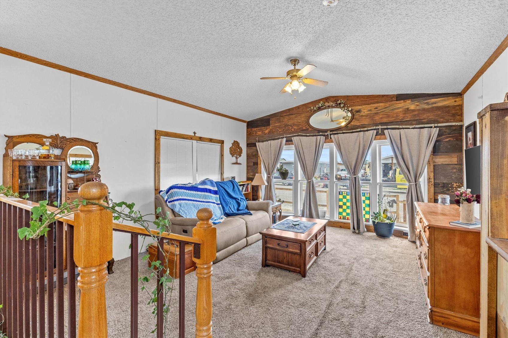 213 Harrison Street Property Photo 8