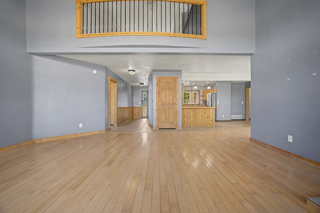 1105 S 5th Avenue Property Photo 5