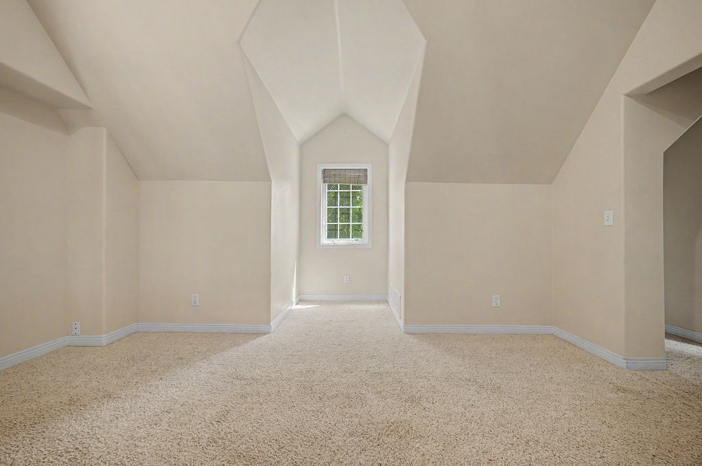1105 S 5th Avenue Property Photo 27