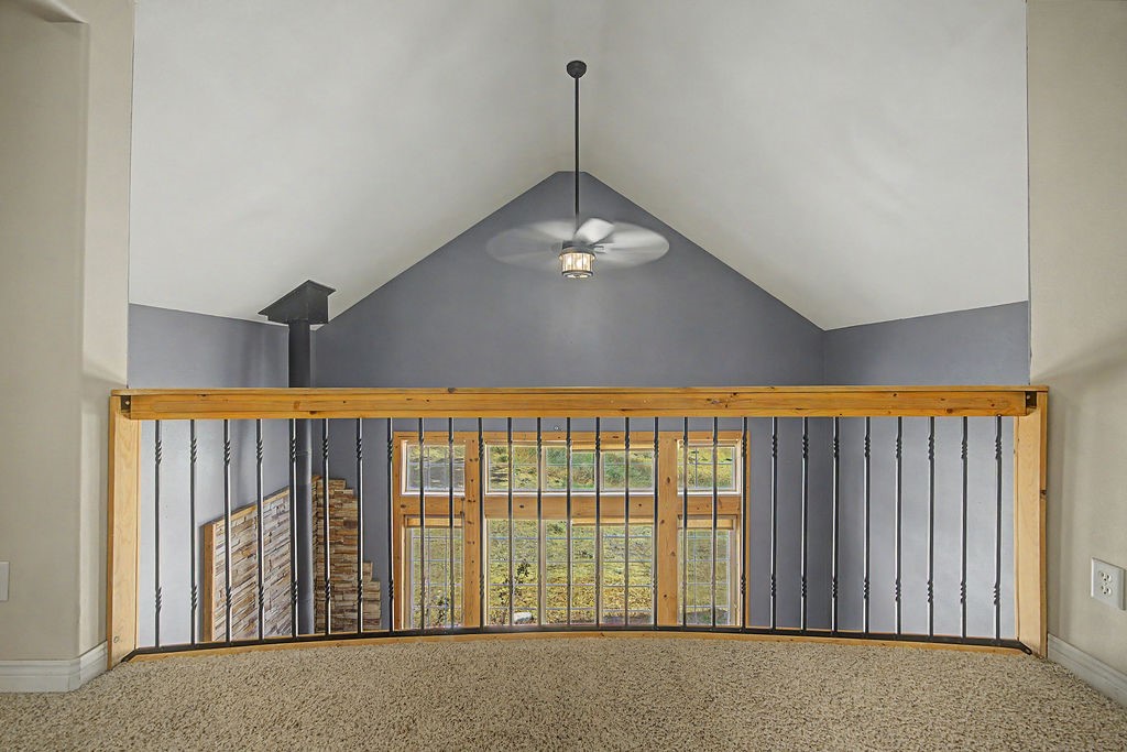 1105 S 5th Avenue Property Photo 31