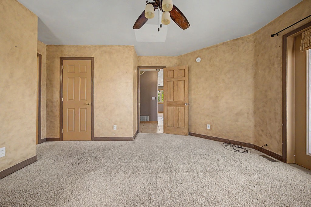 1105 S 5th Avenue Property Photo 35